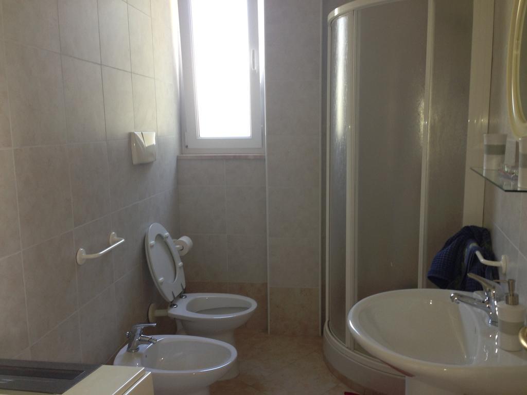 Blumen Bad Beach Leilighet Metaponto Rom bilde